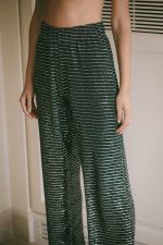 Shiny trousers - Image 3