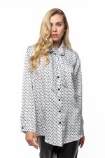 Oversized satin shirt - Image 4